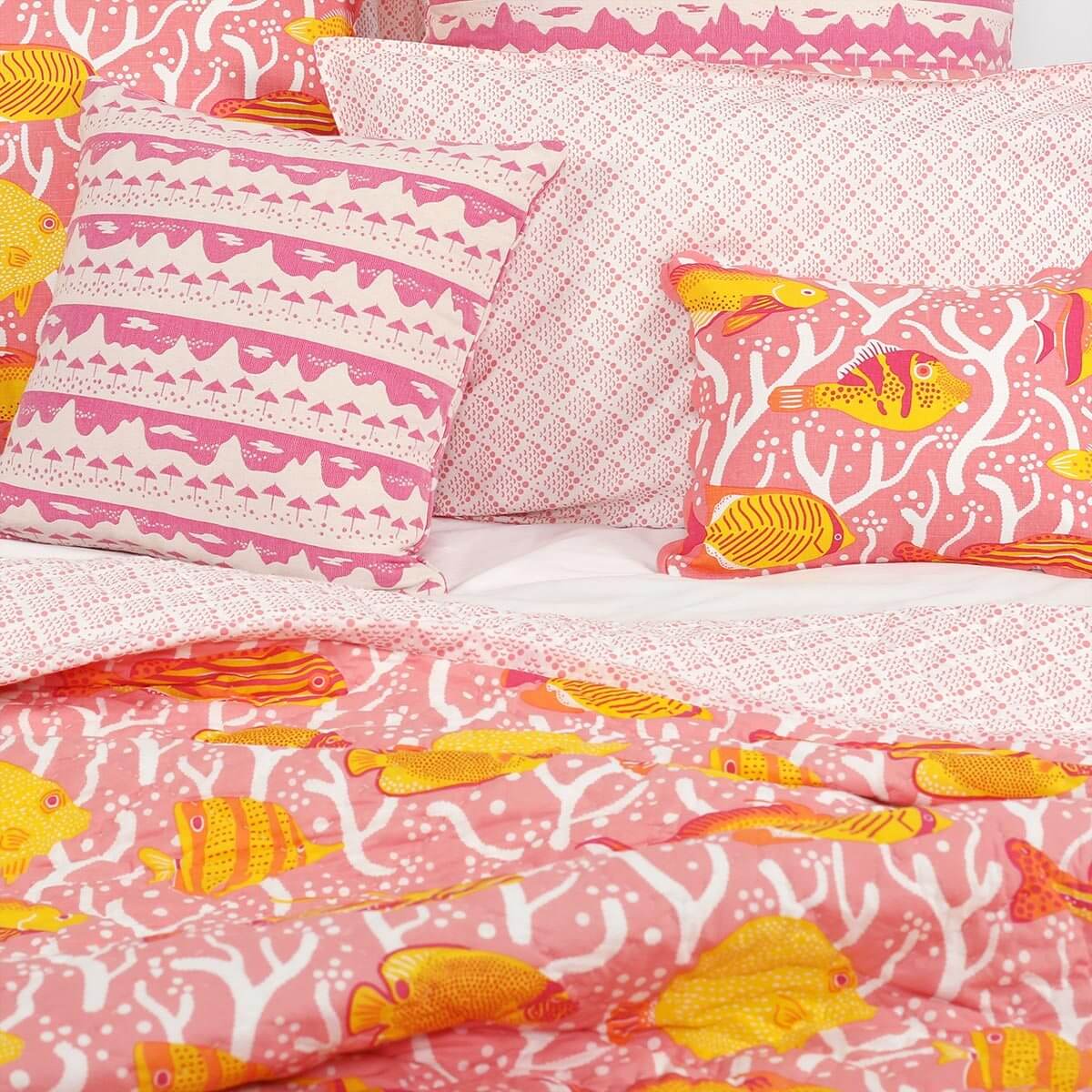Pink Coral Reef Quilt Safomasi pink-coral-reef-quilt-safomasi