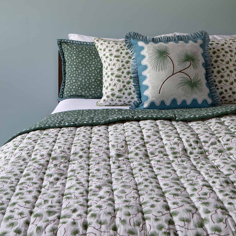Green Pine Quilt  Forest Green and White Printed Cotton Bedspread –  Safomasi